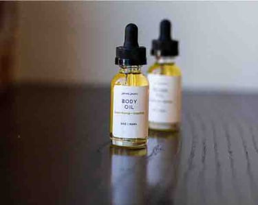 janaejavan-body-oil