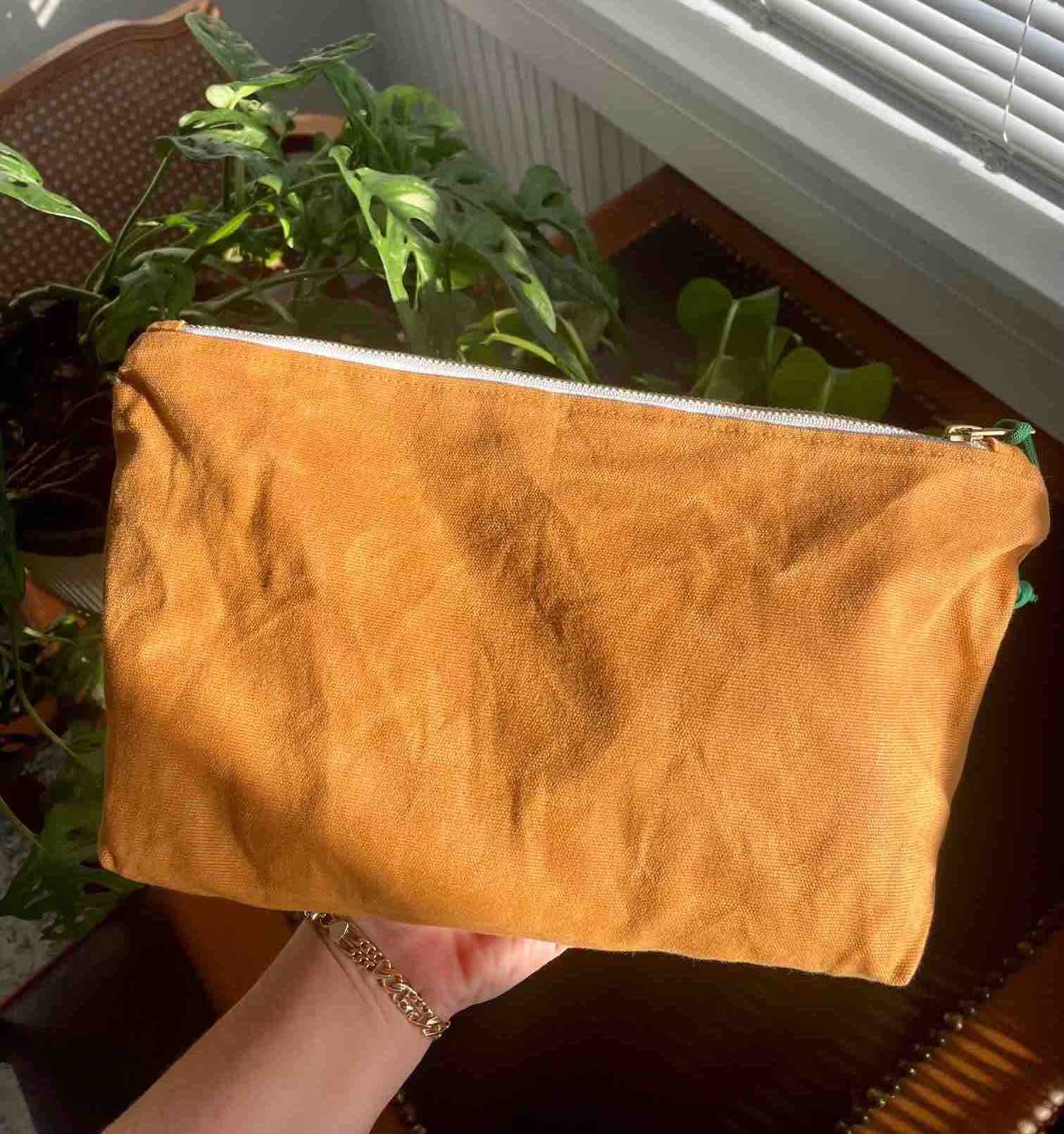 waxed-canvas-zip-pouch-1